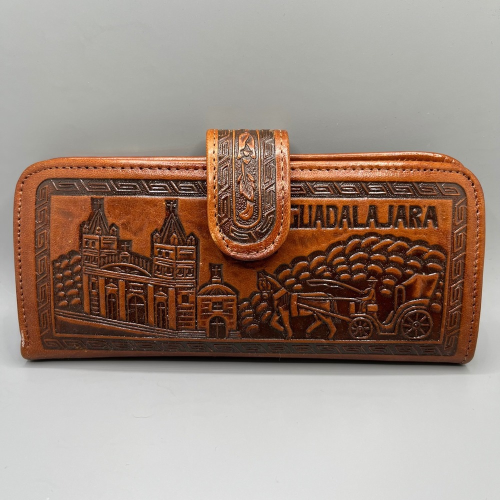Vintage Guadalajara Mexico‎ Tooled Leather Wallet Purse Clutch